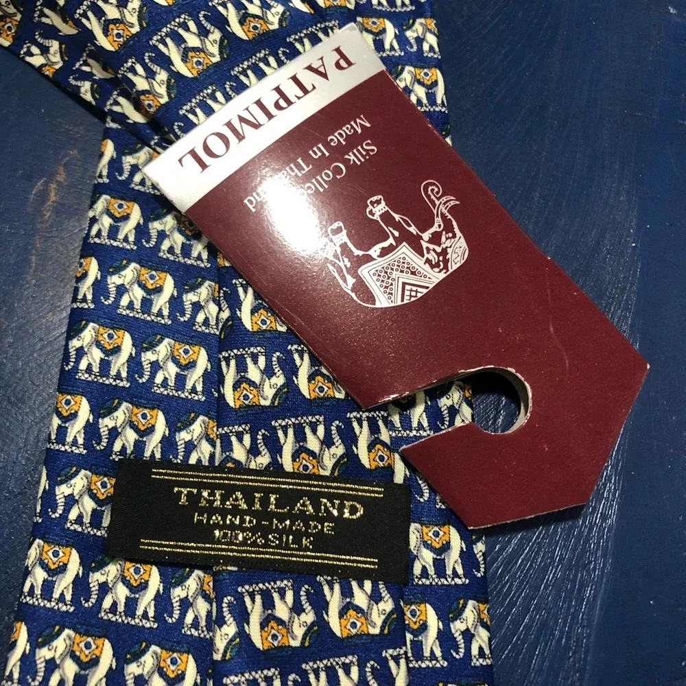THAILAND SILK ELEPHANT TIE‎
